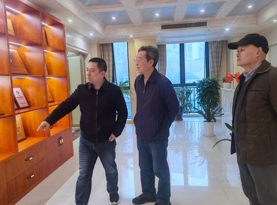 市工程师协会理事长王力军带队到途作林杰科技有限公司调研交流