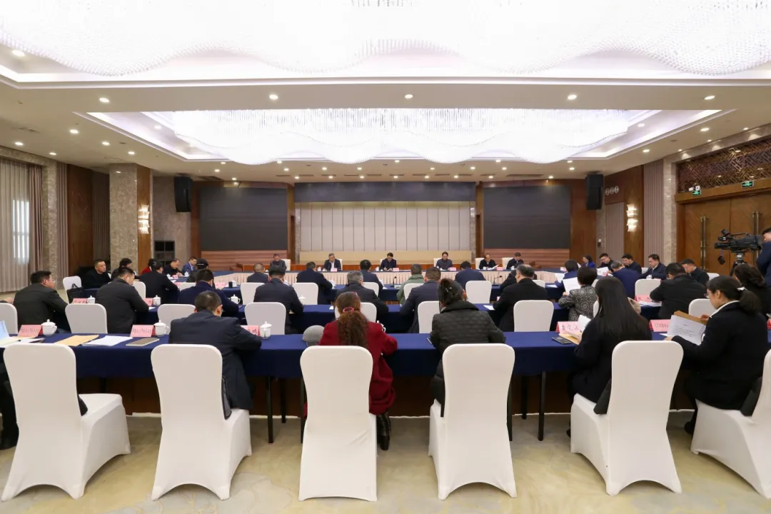 重庆市关工委成员单位联席会议举行丨我会理事长王力军作为成员单位代表参会