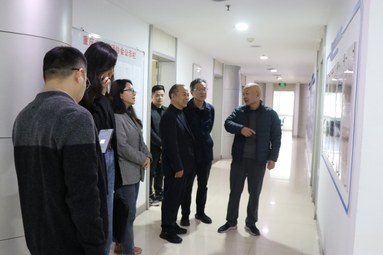 重庆市科协谭明星副主席一行赴市工程师协会考察调研——共促青年科技人才成长与工程技术创新